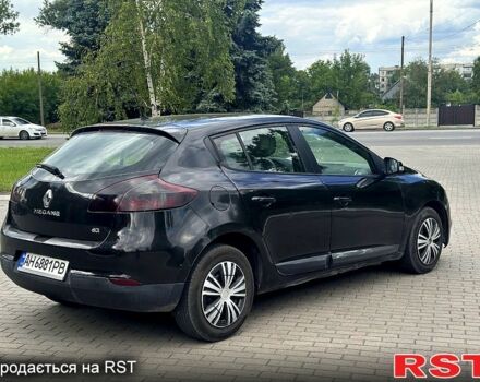 Рено Меган 2010 в Павлограде на Automoto.ua Черный Рено Меган, объемом двигателя 1.5 л и пробегом 0 тыс. км за 4800 $, фото 3 на Automoto.ua