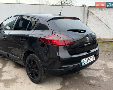 Черный Рено Меган, объемом двигателя 1.6 л и пробегом 300 тыс. км за 4250 $, фото 14 на Automoto.ua