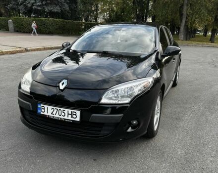 Рено Меган 2010 в Полтаве на Automoto.ua Черный Рено Меган, объемом двигателя 1.5 л и пробегом 280 тыс. км за 6300 $, фото 1 на Automoto.ua