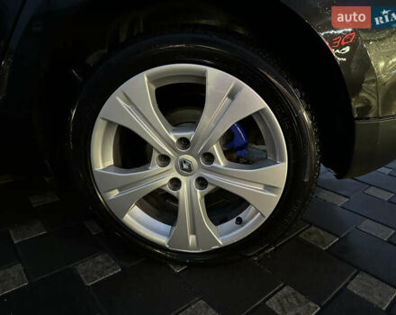 Черный Рено Меган, объемом двигателя 1.6 л и пробегом 155 тыс. км за 7700 $, фото 11 на Automoto.ua