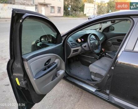 Чорний Рено Меган, об'ємом двигуна 1.6 л та пробігом 187 тис. км за 7300 $, фото 6 на Automoto.ua