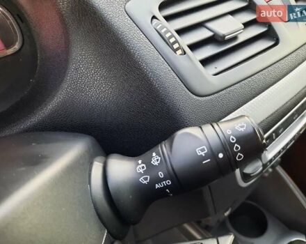 Чорний Рено Меган, об'ємом двигуна 1.6 л та пробігом 244 тис. км за 7400 $, фото 32 на Automoto.ua