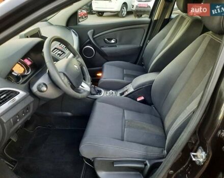 Чорний Рено Меган, об'ємом двигуна 1.6 л та пробігом 244 тис. км за 7400 $, фото 34 на Automoto.ua