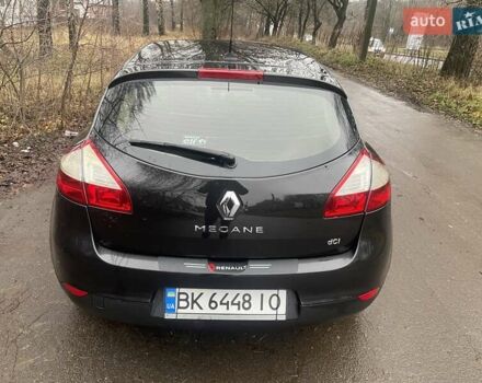 Черный Рено Меган, объемом двигателя 1.5 л и пробегом 300 тыс. км за 6800 $, фото 5 на Automoto.ua