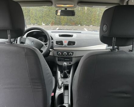 Чорний Рено Меган, об'ємом двигуна 1.6 л та пробігом 199 тис. км за 5500 $, фото 23 на Automoto.ua