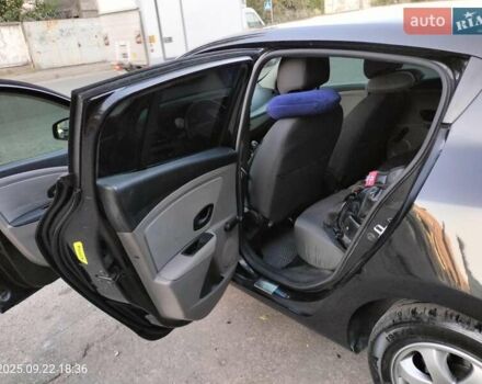 Чорний Рено Меган, об'ємом двигуна 1.6 л та пробігом 187 тис. км за 7300 $, фото 7 на Automoto.ua