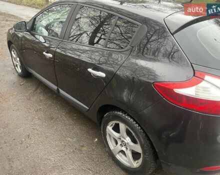 Черный Рено Меган, объемом двигателя 1.5 л и пробегом 300 тыс. км за 6800 $, фото 3 на Automoto.ua