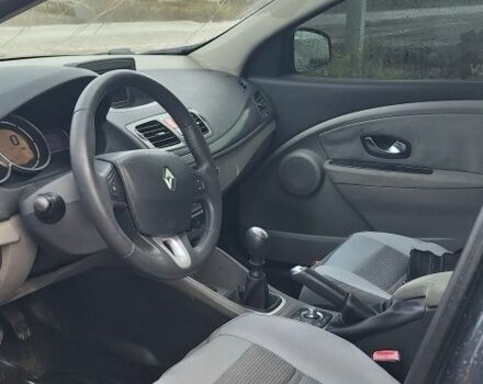 Чорний Рено Меган, об'ємом двигуна 1.5 л та пробігом 293 тис. км за 6000 $, фото 4 на Automoto.ua