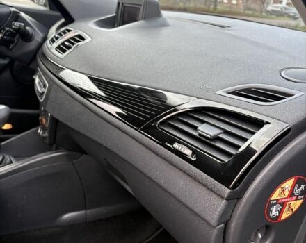 Чорний Рено Меган, об'ємом двигуна 0 л та пробігом 212 тис. км за 7500 $, фото 19 на Automoto.ua