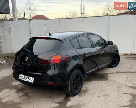 Черный Рено Меган, объемом двигателя 1.6 л и пробегом 300 тыс. км за 4250 $, фото 17 на Automoto.ua