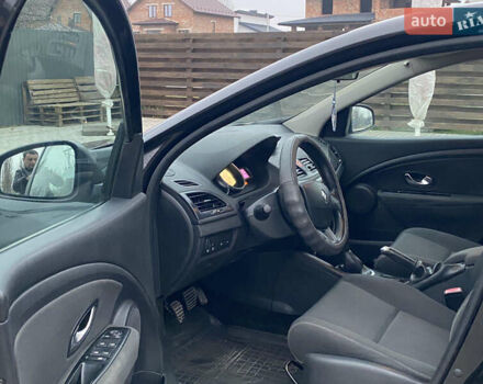 Чорний Рено Меган, об'ємом двигуна 1.6 л та пробігом 235 тис. км за 5499 $, фото 4 на Automoto.ua
