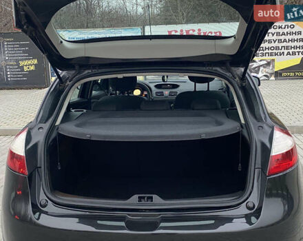 Чорний Рено Меган, об'ємом двигуна 1.6 л та пробігом 235 тис. км за 5499 $, фото 13 на Automoto.ua