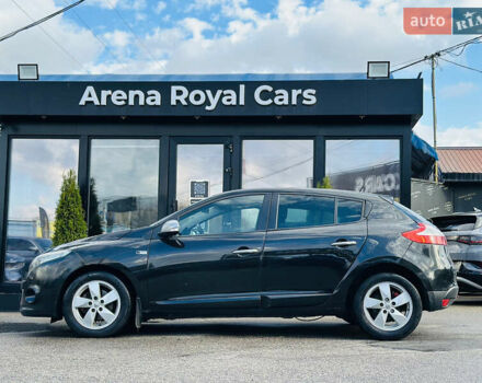 Черный Рено Меган, объемом двигателя 1.6 л и пробегом 250 тыс. км за 6500 $, фото 4 на Automoto.ua