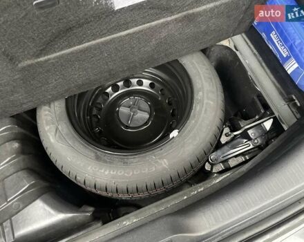 Черный Рено Меган, объемом двигателя 1.6 л и пробегом 108 тыс. км за 8000 $, фото 40 на Automoto.ua