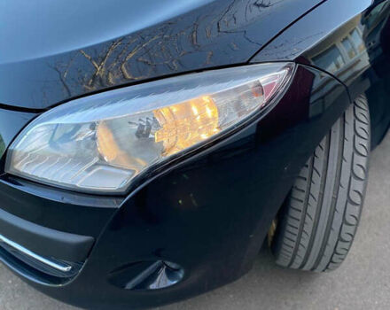 Черный Рено Меган, объемом двигателя 1.46 л и пробегом 270 тыс. км за 7300 $, фото 42 на Automoto.ua