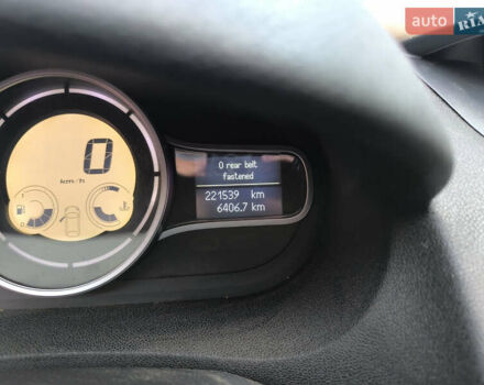 Рено Меган 2011 у Луцьку на Automoto.ua Чорний Рено Меган, об'ємом двигуна 1.46 л та пробігом 221 тис. км за 6900 $, фото 7 на Automoto.ua