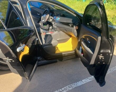 Черный Рено Меган, объемом двигателя 1.5 л и пробегом 300 тыс. км за 7200 $, фото 1 на Automoto.ua