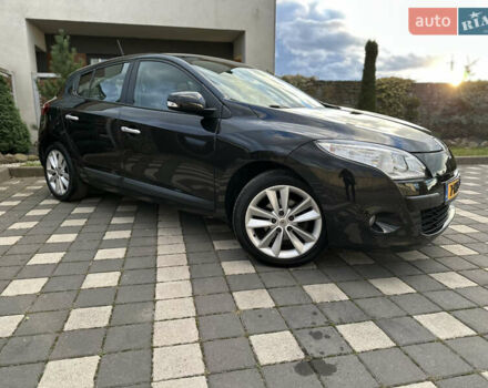 Рено Меган 2011 в Стрые на Automoto.ua Черный Рено Меган, объемом двигателя 1.6 л и пробегом 255 тыс. км за 6950 $, фото 28 на Automoto.ua