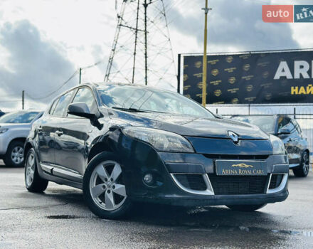 Черный Рено Меган, объемом двигателя 1.6 л и пробегом 250 тыс. км за 6500 $, фото 2 на Automoto.ua