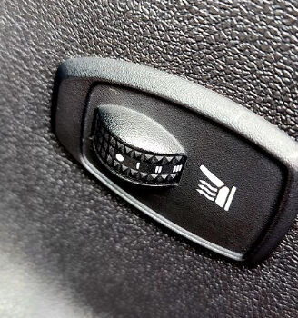 Черный Рено Меган, объемом двигателя 1.5 л и пробегом 196 тыс. км за 7250 $, фото 8 на Automoto.ua