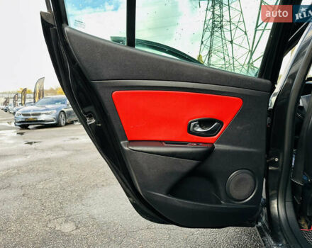 Черный Рено Меган, объемом двигателя 1.6 л и пробегом 250 тыс. км за 6500 $, фото 15 на Automoto.ua