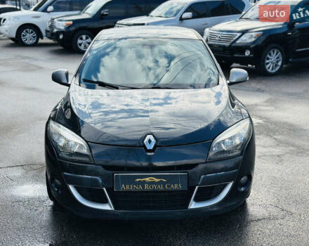 Черный Рено Меган, объемом двигателя 1.6 л и пробегом 250 тыс. км за 6500 $, фото 7 на Automoto.ua