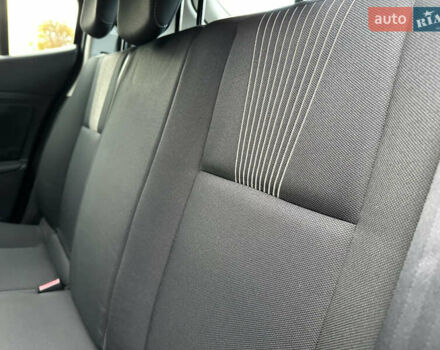 Рено Меган 2011 в Стрые на Automoto.ua Черный Рено Меган, объемом двигателя 1.6 л и пробегом 255 тыс. км за 6950 $, фото 100 на Automoto.ua