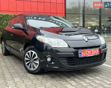 Черный Рено Меган, объемом двигателя 1.6 л и пробегом 153 тыс. км за 7200 $, фото 4 на Automoto.ua
