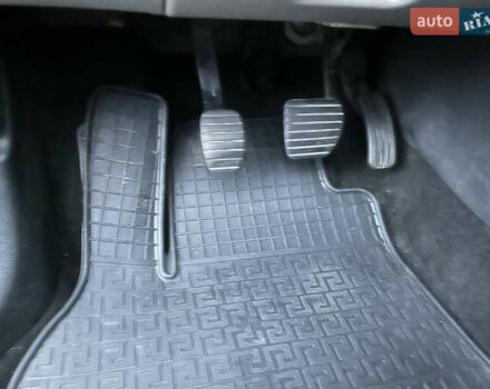 Черный Рено Меган, объемом двигателя 1.6 л и пробегом 153 тыс. км за 7200 $, фото 32 на Automoto.ua