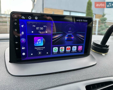 Рено Меган 2011 в Стрые на Automoto.ua Черный Рено Меган, объемом двигателя 1.6 л и пробегом 255 тыс. км за 6950 $, фото 84 на Automoto.ua