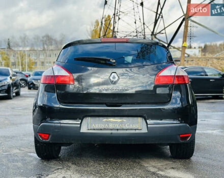 Черный Рено Меган, объемом двигателя 1.6 л и пробегом 250 тыс. км за 6500 $, фото 10 на Automoto.ua