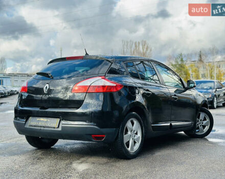 Черный Рено Меган, объемом двигателя 1.6 л и пробегом 250 тыс. км за 6500 $, фото 1 на Automoto.ua
