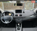 Рено Меган 2011 в Стрые на Automoto.ua Черный Рено Меган, объемом двигателя 1.6 л и пробегом 255 тыс. км за 6950 $, фото 108 на Automoto.ua