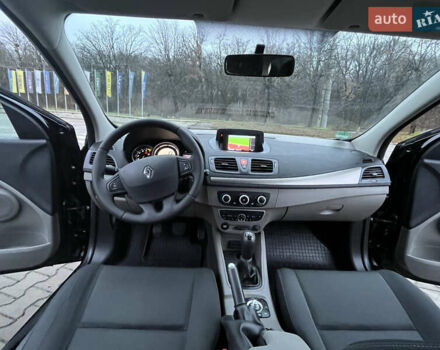 Черный Рено Меган, объемом двигателя 1.6 л и пробегом 153 тыс. км за 7200 $, фото 44 на Automoto.ua