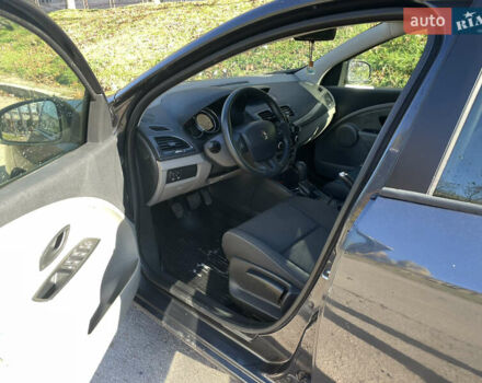 Черный Рено Меган, объемом двигателя 1.5 л и пробегом 128 тыс. км за 5800 $, фото 6 на Automoto.ua