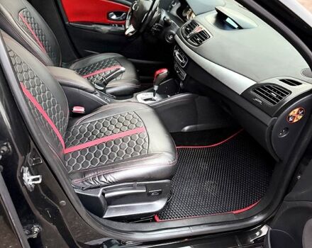 Черный Рено Меган, объемом двигателя 1.6 л и пробегом 240 тыс. км за 5999 $, фото 3 на Automoto.ua