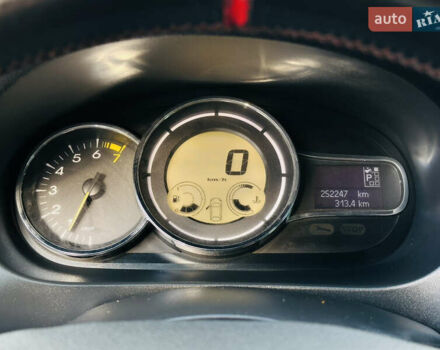 Черный Рено Меган, объемом двигателя 1.6 л и пробегом 250 тыс. км за 6500 $, фото 26 на Automoto.ua