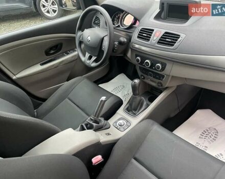 Черный Рено Меган, объемом двигателя 1.6 л и пробегом 108 тыс. км за 8000 $, фото 52 на Automoto.ua