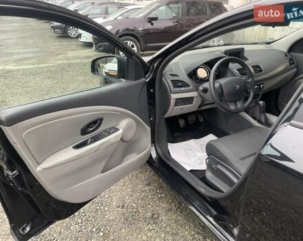 Черный Рено Меган, объемом двигателя 1.6 л и пробегом 108 тыс. км за 8000 $, фото 44 на Automoto.ua