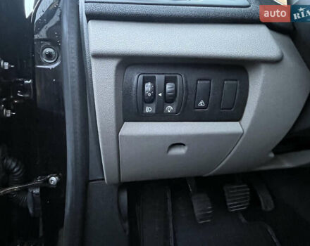 Черный Рено Меган, объемом двигателя 1.6 л и пробегом 153 тыс. км за 7200 $, фото 33 на Automoto.ua