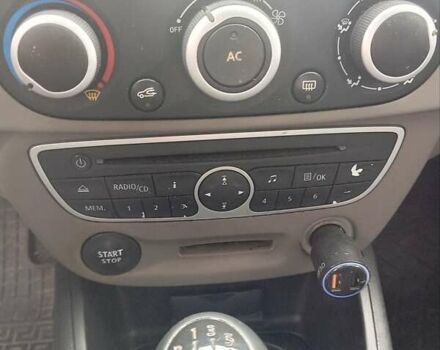 Черный Рено Меган, объемом двигателя 1.5 л и пробегом 218 тыс. км за 6300 $, фото 14 на Automoto.ua