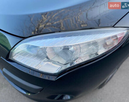 Черный Рено Меган, объемом двигателя 1.46 л и пробегом 270 тыс. км за 7300 $, фото 16 на Automoto.ua