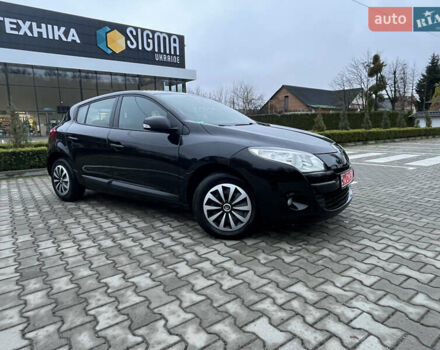 Черный Рено Меган, объемом двигателя 1.6 л и пробегом 153 тыс. км за 7200 $, фото 21 на Automoto.ua