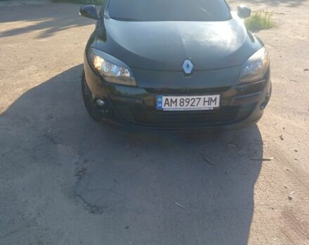 Черный Рено Меган, объемом двигателя 1.5 л и пробегом 300 тыс. км за 7200 $, фото 4 на Automoto.ua