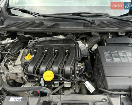 Рено Меган 2011 в Стрые на Automoto.ua Черный Рено Меган, объемом двигателя 1.6 л и пробегом 255 тыс. км за 6950 $, фото 116 на Automoto.ua