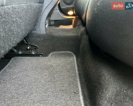 Рено Меган 2011 в Стрые на Automoto.ua Черный Рено Меган, объемом двигателя 1.6 л и пробегом 255 тыс. км за 6950 $, фото 101 на Automoto.ua