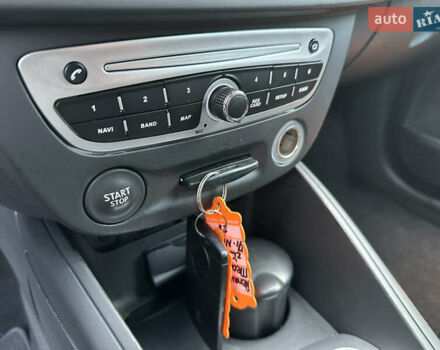 Рено Меган 2011 в Стрые на Automoto.ua Черный Рено Меган, объемом двигателя 1.6 л и пробегом 255 тыс. км за 6950 $, фото 81 на Automoto.ua