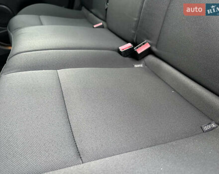 Рено Меган 2011 в Стрые на Automoto.ua Черный Рено Меган, объемом двигателя 1.6 л и пробегом 255 тыс. км за 6950 $, фото 99 на Automoto.ua