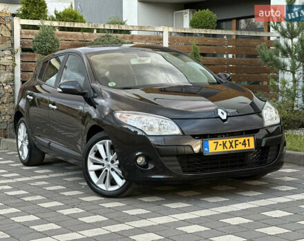 Рено Меган 2011 в Стрые на Automoto.ua Черный Рено Меган, объемом двигателя 1.6 л и пробегом 255 тыс. км за 6950 $, фото 61 на Automoto.ua
