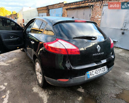 Рено Меган 2011 у Луцьку на Automoto.ua Чорний Рено Меган, об'ємом двигуна 1.46 л та пробігом 221 тис. км за 6900 $, фото 5 на Automoto.ua